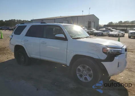 2021 Toyota 4Runner Sr5/Sr5 Premium z USA, uszkodzony, nr VIN JTEMU5JR5M5941562